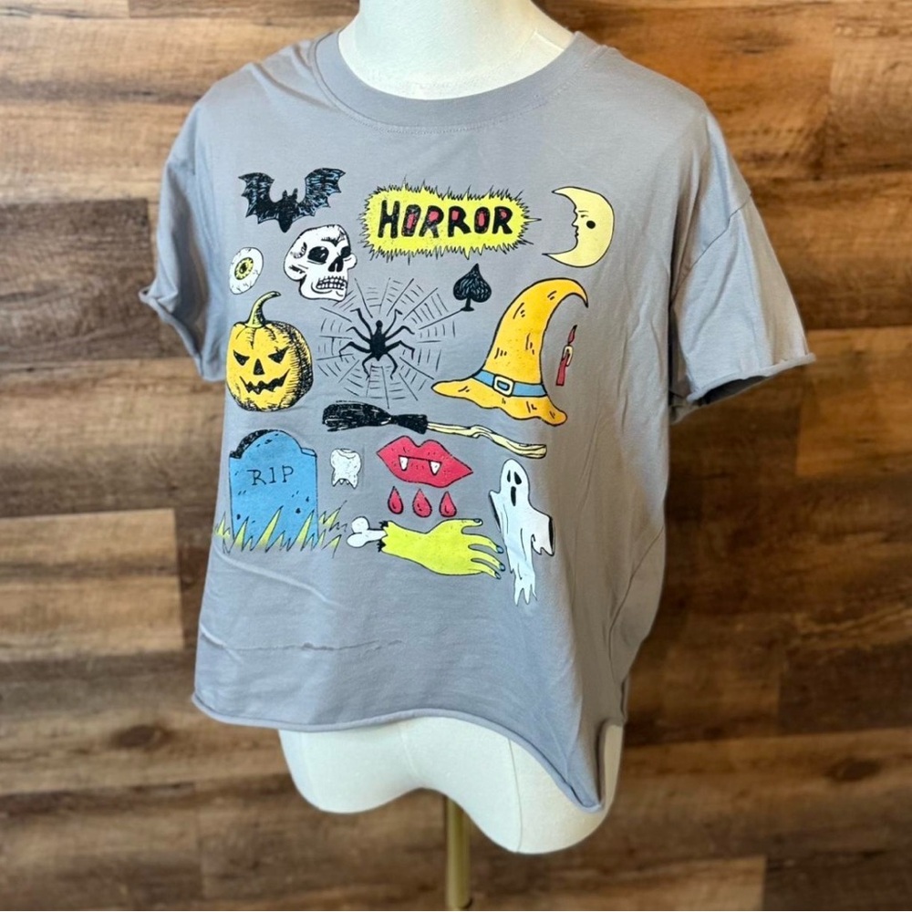 Modern Lux Halloween Graphic Tee - Gray